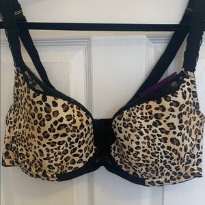 Cacique bra size 42 DD in black and leopard print